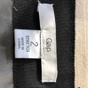 Gap sz 2 grey with black waist band